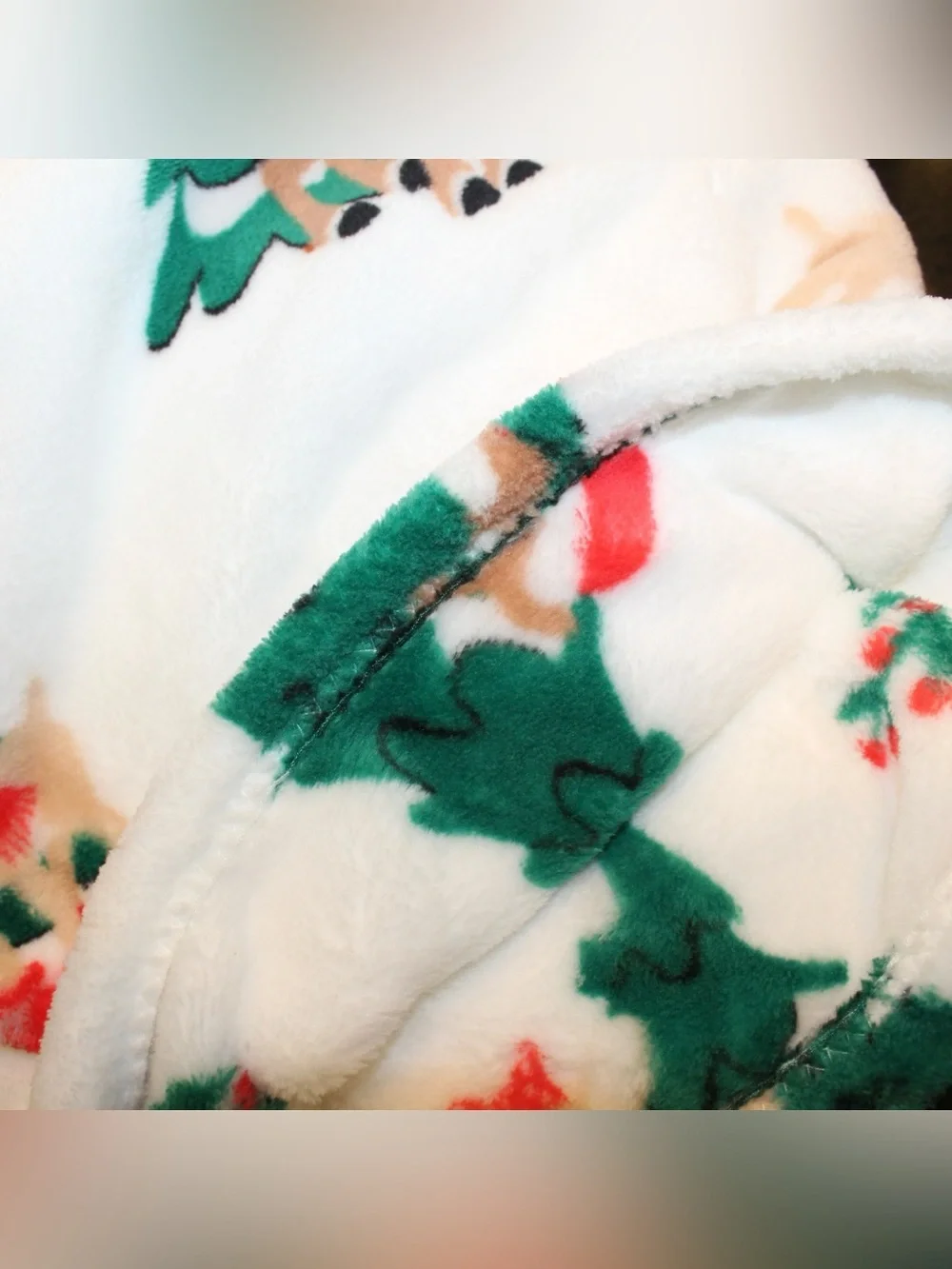 Rudolph the Red-Nosed Reindeer Christmas throw (NWT)